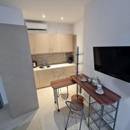 Ειδικη Προσφορα Apartment Patras Exterior photo
