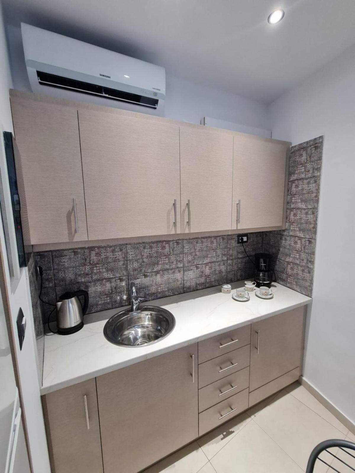 Ειδικη Προσφορα Apartment Patras Exterior photo