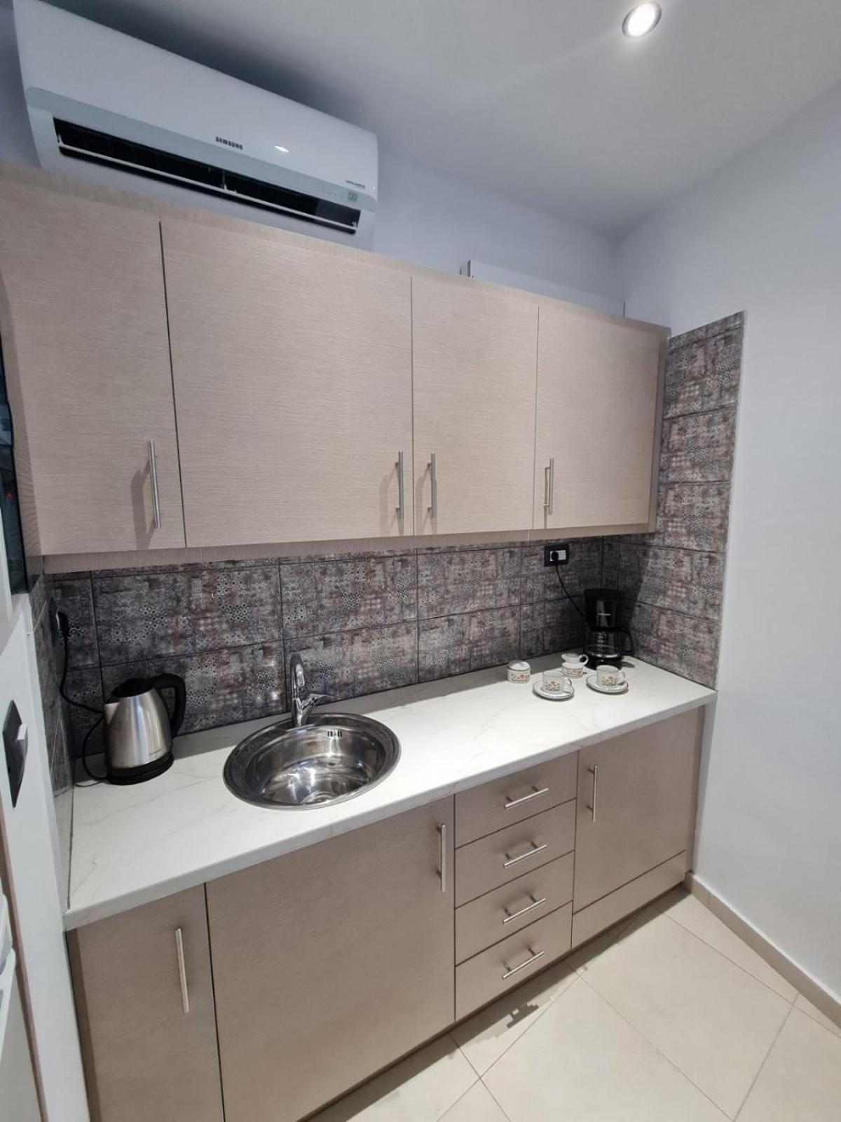 Ειδικη Προσφορα Apartment Patras Exterior photo